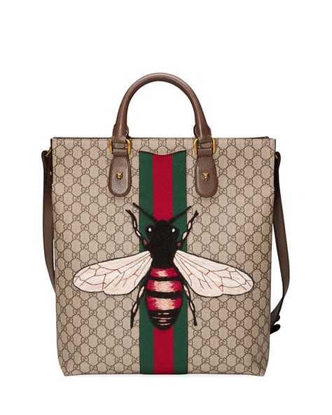 gucci men's bee-print gg supreme tote bag tan|Gucci.